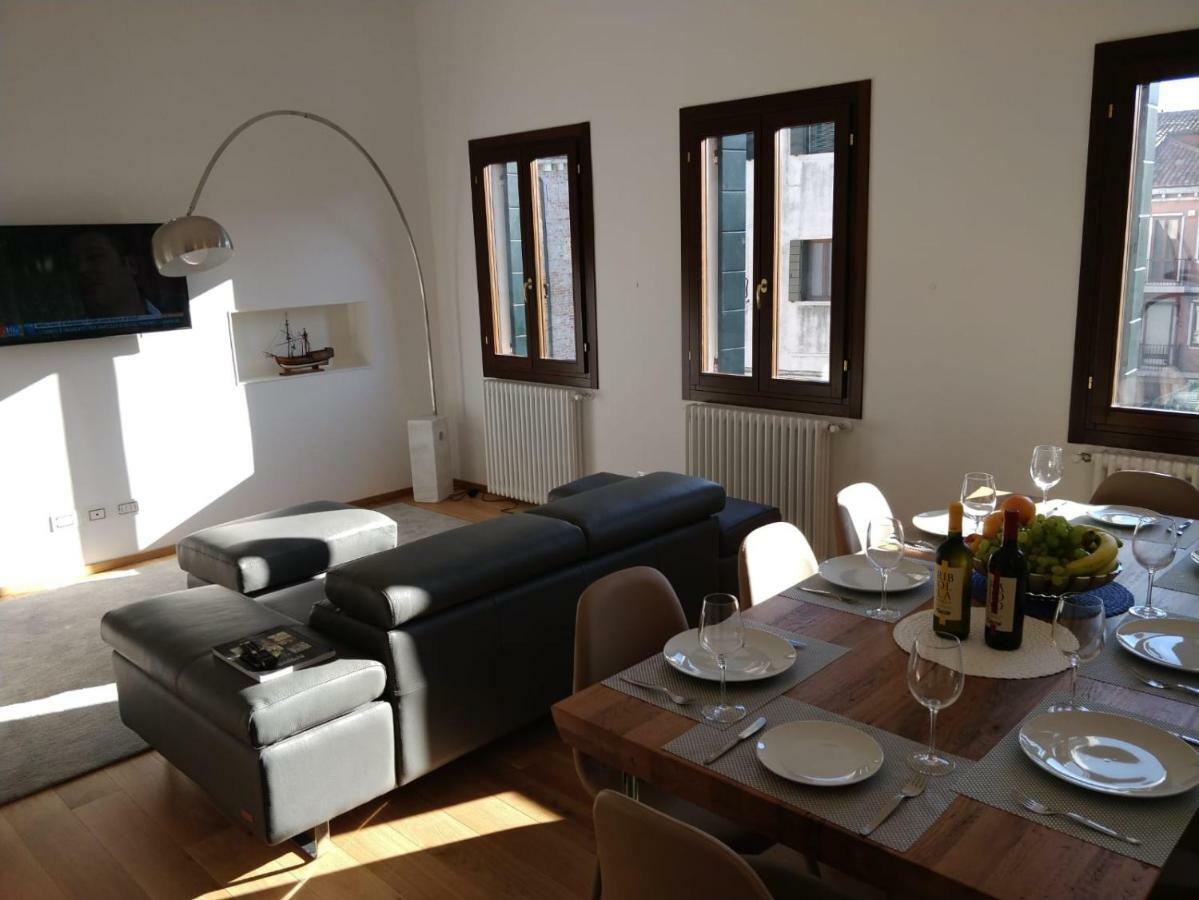 Apartamento Residenza Pomponi Deluxe Venecia Exterior foto