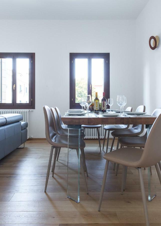 Apartamento Residenza Pomponi Deluxe Venecia Exterior foto