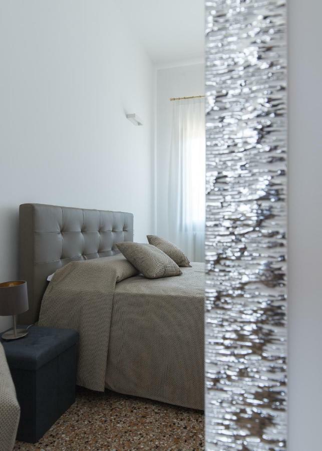 Apartamento Residenza Pomponi Deluxe Venecia Exterior foto