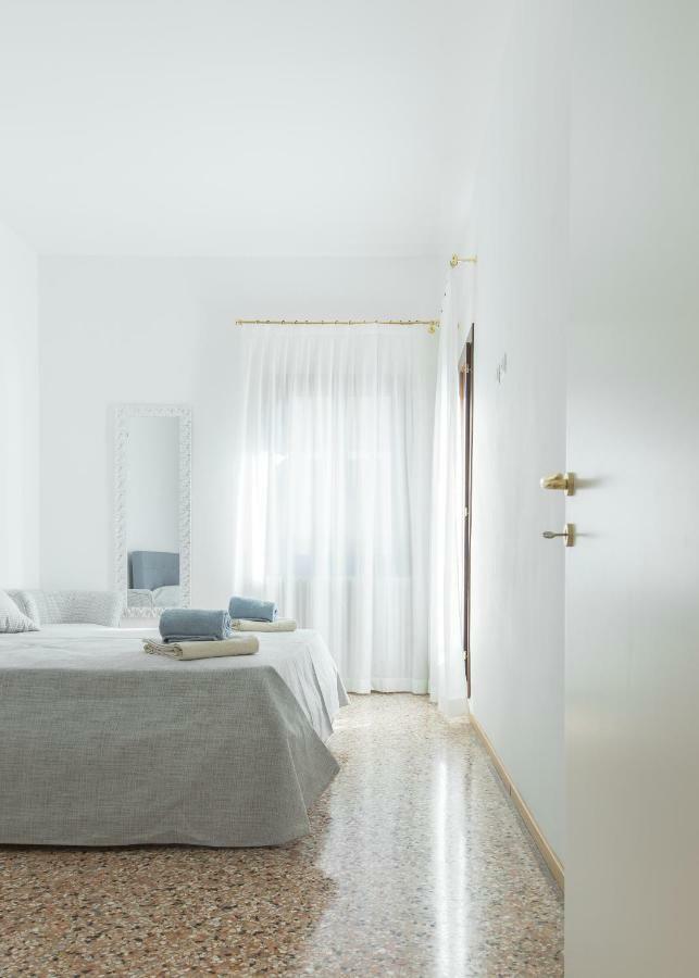 Apartamento Residenza Pomponi Deluxe Venecia Exterior foto